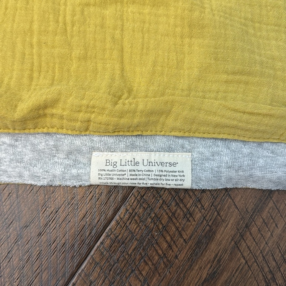 Big Little Universe Reversible Hooded Poncho NWOT - Picture 3 of 6